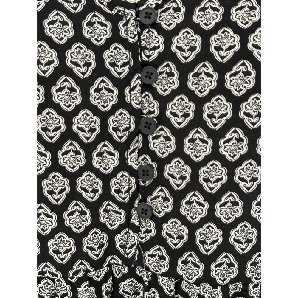 Torrid Peplum Camisole Black White Medallion Print Tiered Size 2 - Picture 5 of 8